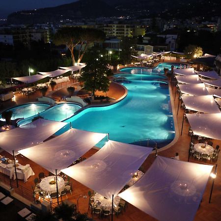 Hilton Sorrento Palace Exterior photo
