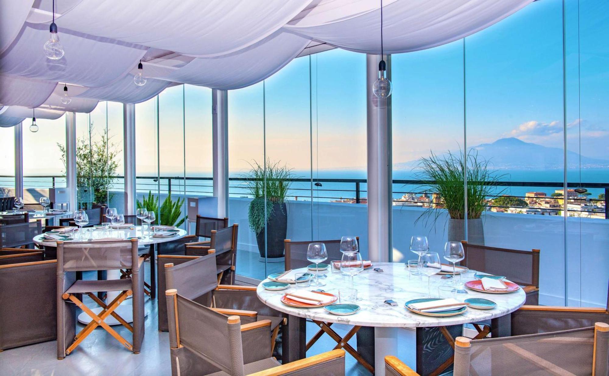 Hilton Sorrento Palace Exterior photo