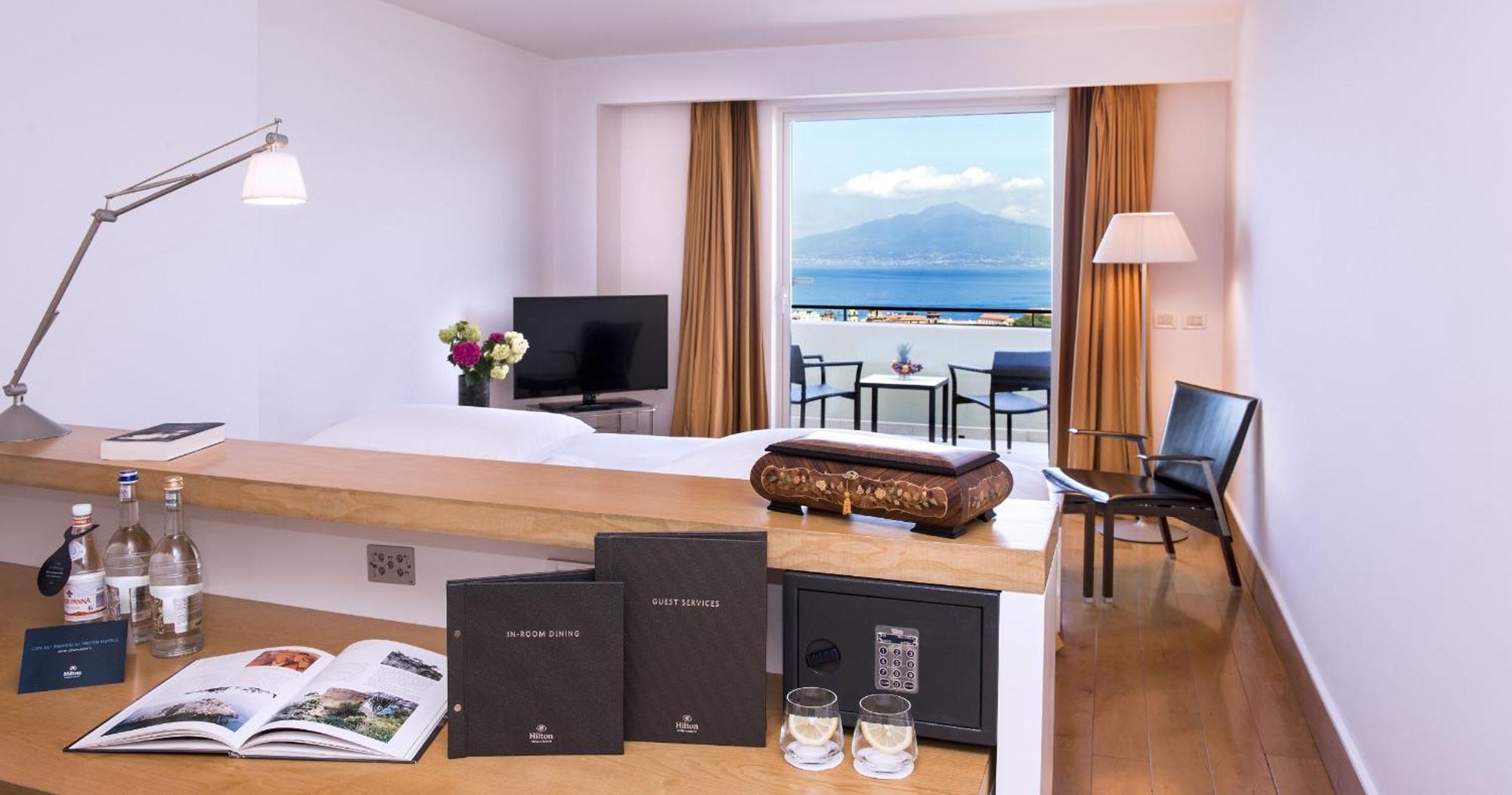 Hilton Sorrento Palace Exterior photo